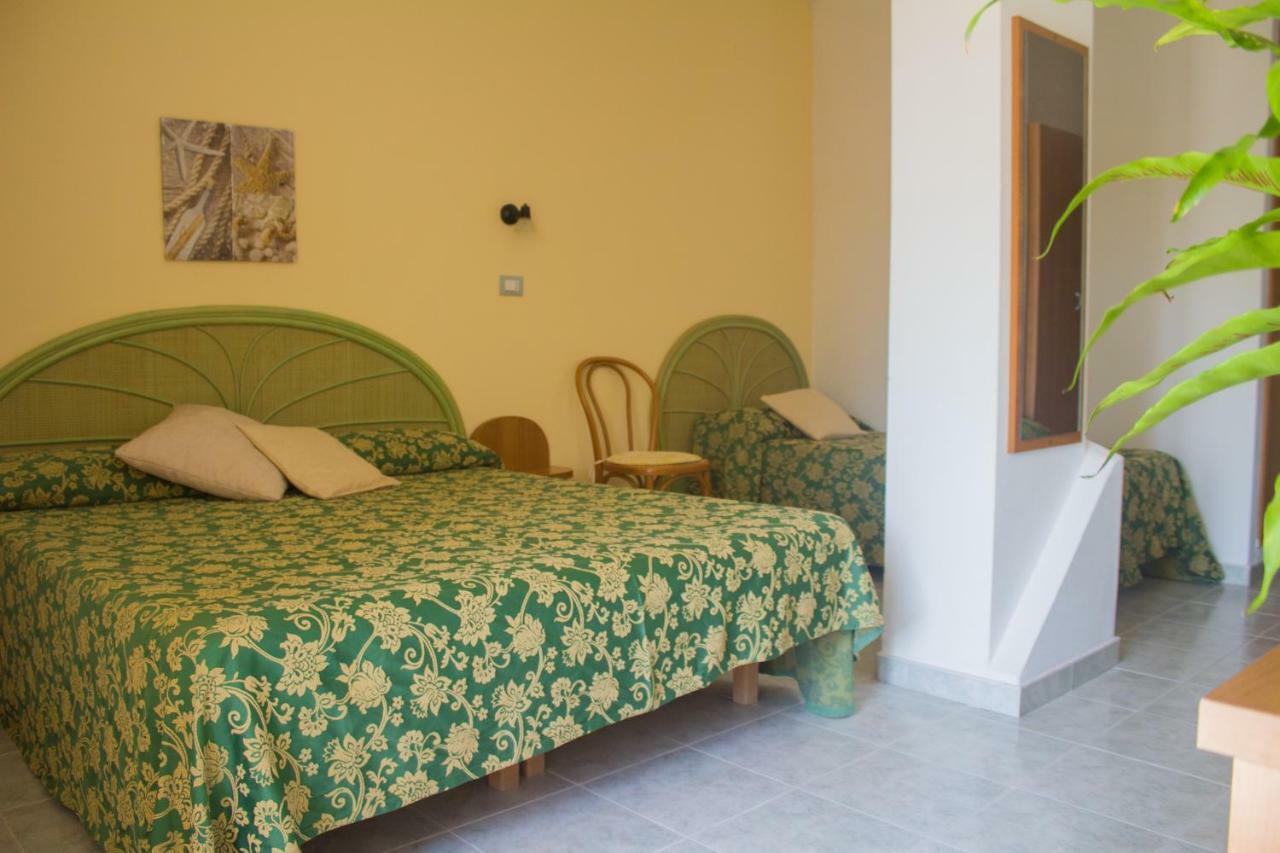 Hotel Grotticelle Capo Vaticano Eksteriør billede