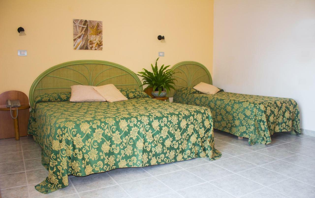 Hotel Grotticelle Capo Vaticano Eksteriør billede